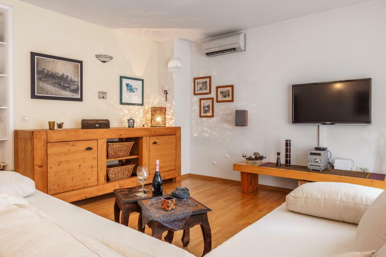 Holiday Home Harmony Zrnovnica Ngoại thất bức ảnh