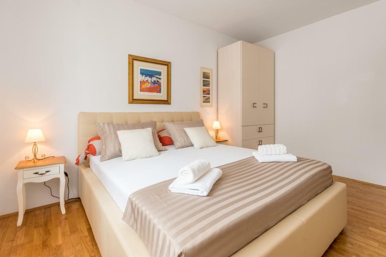 Holiday Home Harmony Zrnovnica Ngoại thất bức ảnh
