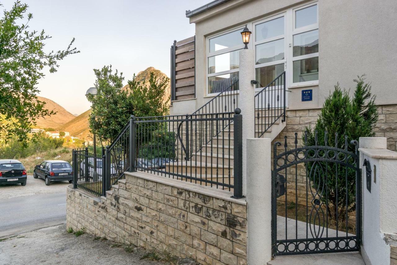 Holiday Home Harmony Zrnovnica Ngoại thất bức ảnh