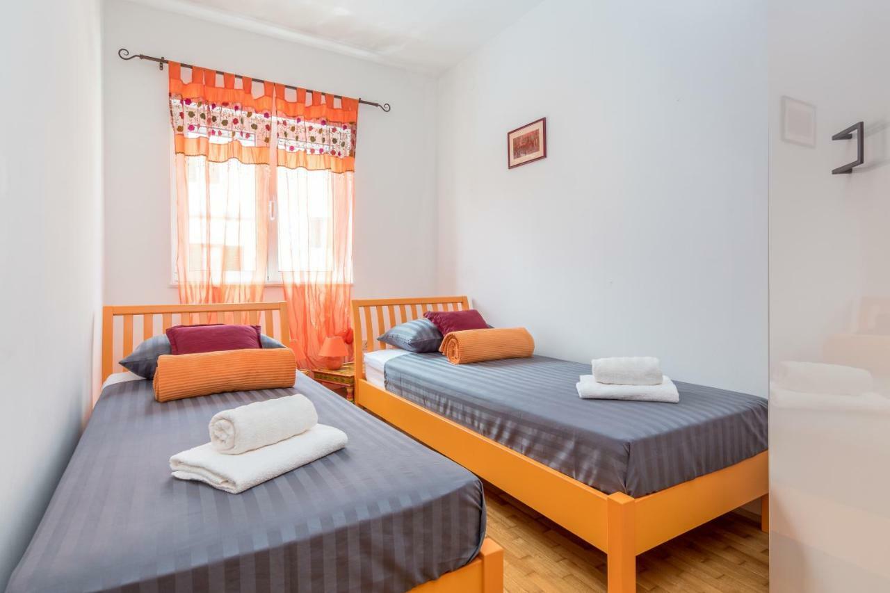 Holiday Home Harmony Zrnovnica Ngoại thất bức ảnh