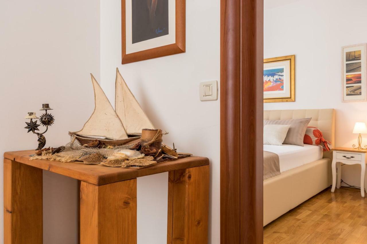 Holiday Home Harmony Zrnovnica Ngoại thất bức ảnh
